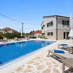 Feriehus Beautiful In Kod Sibenika With Sauna Dubrava (Sibenik-Knin)
