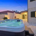 Cozy In Kod Sibenika * Dubrava (Sibenik-Knin)