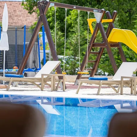 Vakantiehuis Cozy In Kod Sibenika Dubrava (Sibenik-Knin)