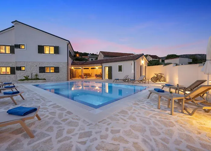 Casa de Férias Cozy In Kod Sibenika *